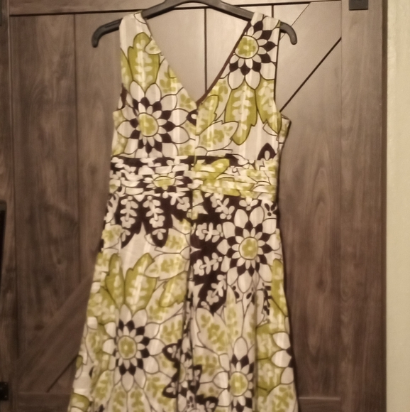 Robbie Bee sz 8 - Picture 2 of 4